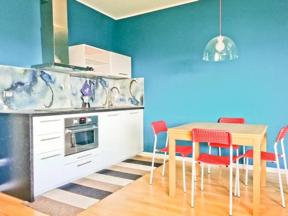 Modern & Bright Flat - 2 Min From The Sea Apartamento Savona Exterior foto