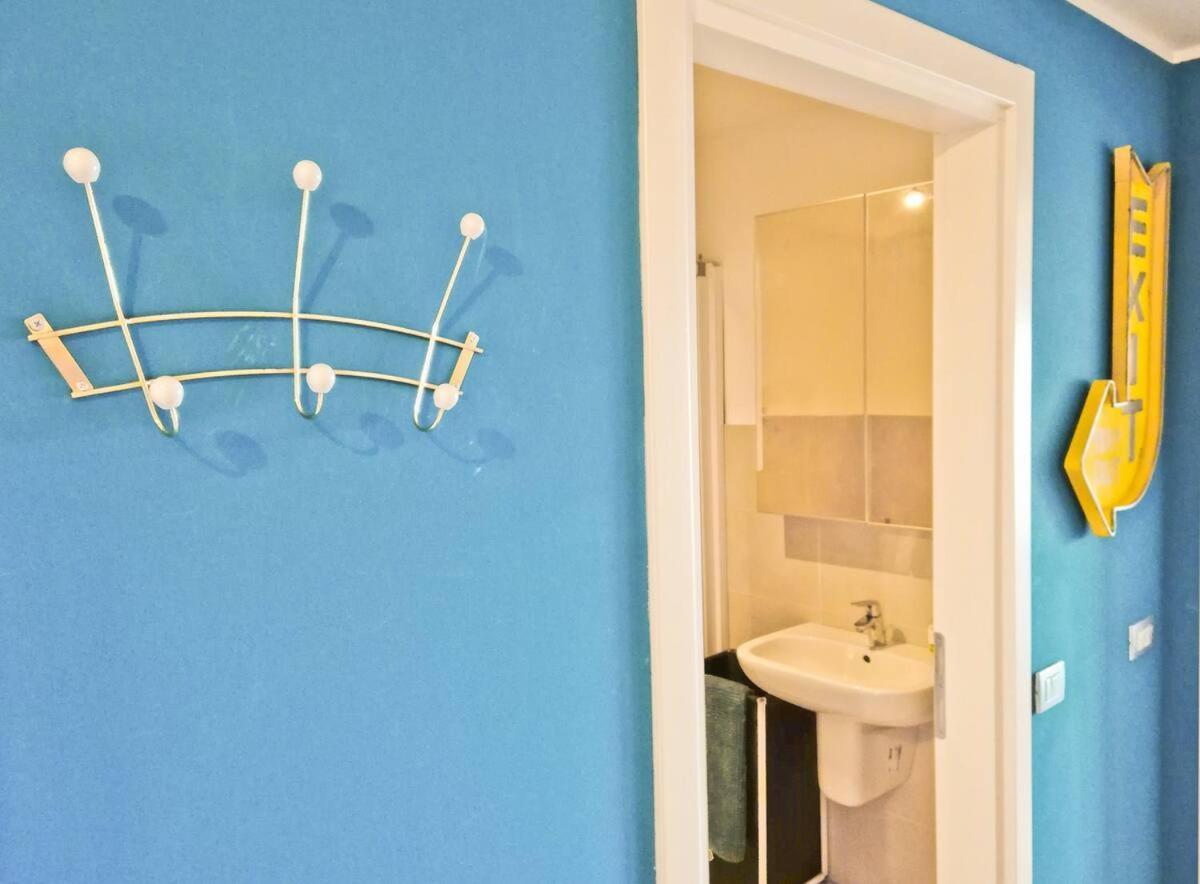 Modern & Bright Flat - 2 Min From The Sea Apartamento Savona Exterior foto