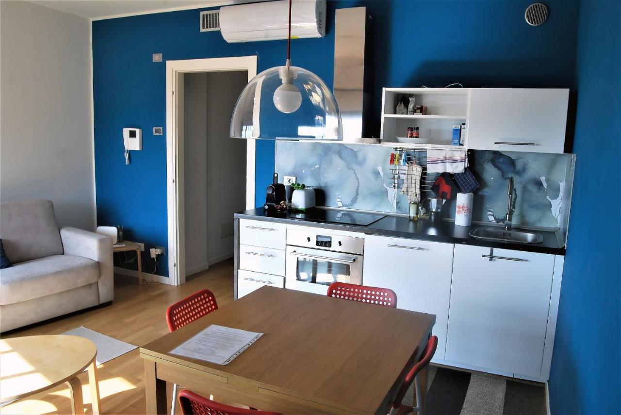 Modern & Bright Flat - 2 Min From The Sea Apartamento Savona Exterior foto