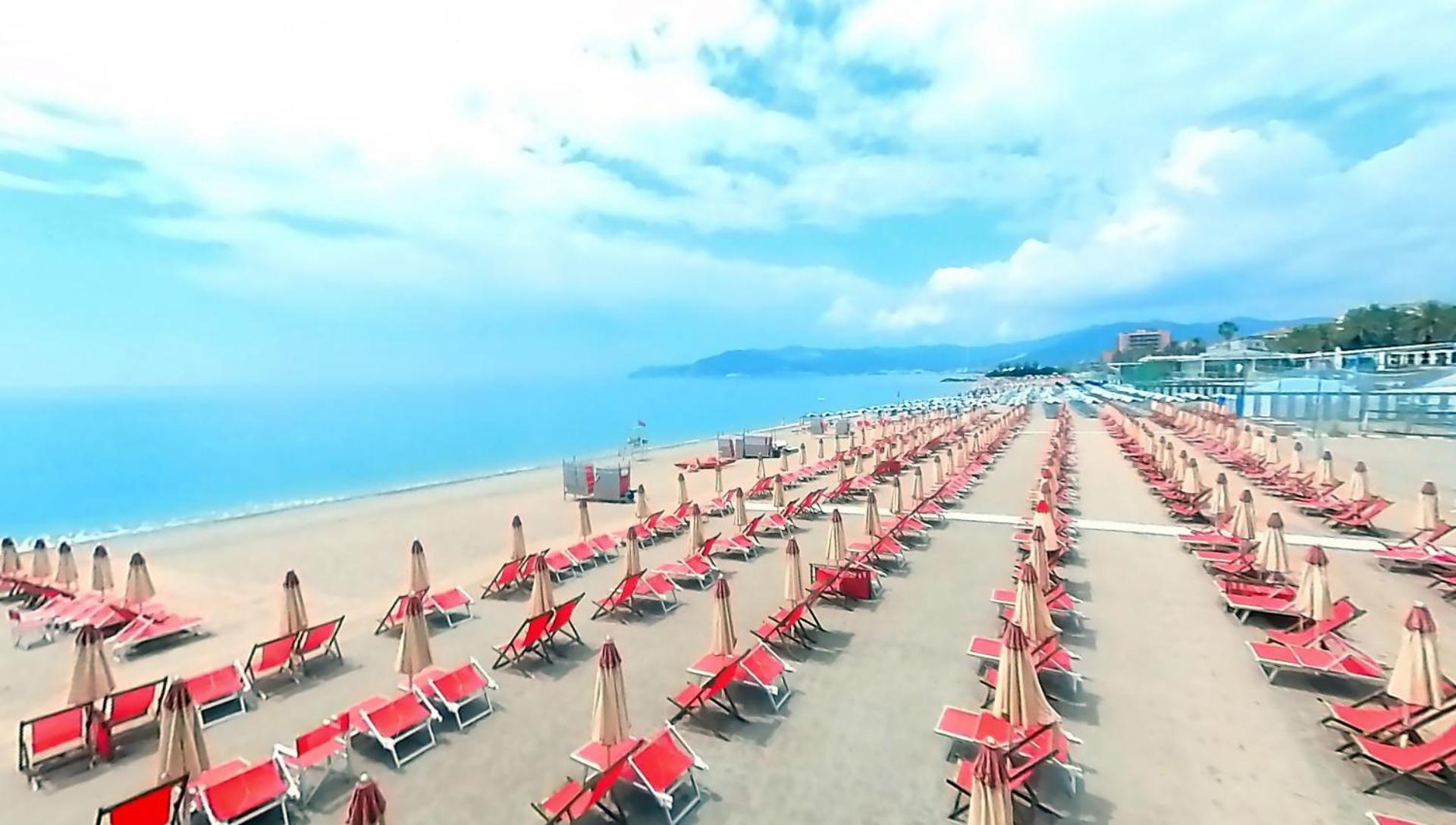 Modern & Bright Flat - 2 Min From The Sea Apartamento Savona Exterior foto